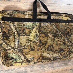 Huge Waterproof 30" x 18" Camo pattern travel carrying case with handles